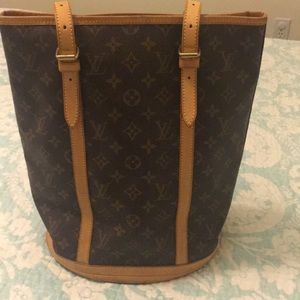 LV bucket bag GM